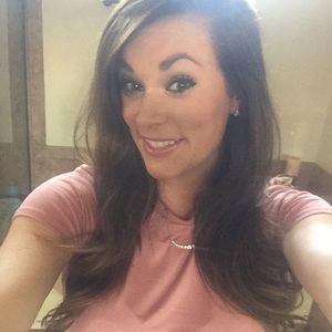 Meet your Posher, Courtney